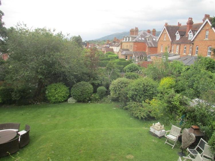 Copper Beech House Bed & Breakfast Malvern Luaran gambar